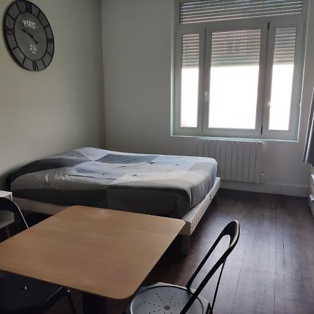 Residence Croix D'Anzin Валенсиен Екстериор снимка