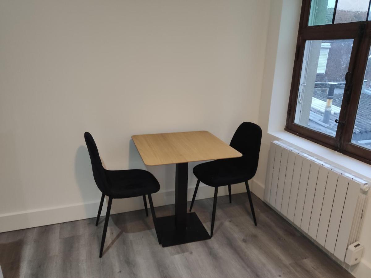 Residence Croix D'Anzin Валенсиен Екстериор снимка